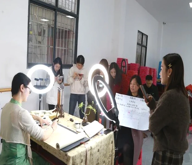 30句成长型励志句子：打破自身局限，遇见全新自我